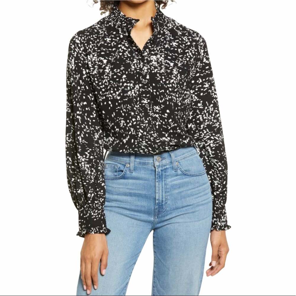 HALOGEN Women's Black & White Print Long Sleeve Ruffle Button Front Blouse
